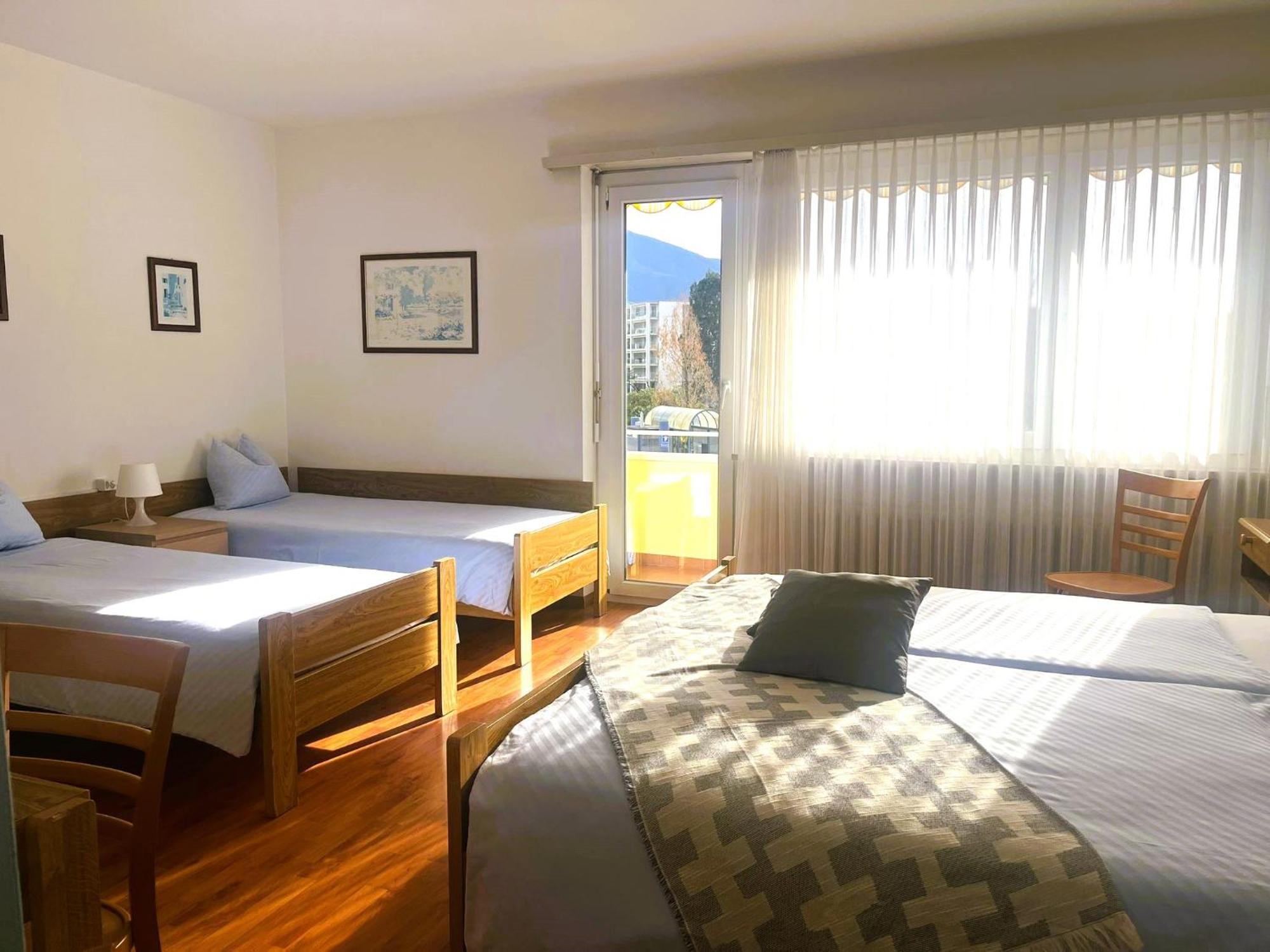 Hotel Rondinella Locarno Quarto foto